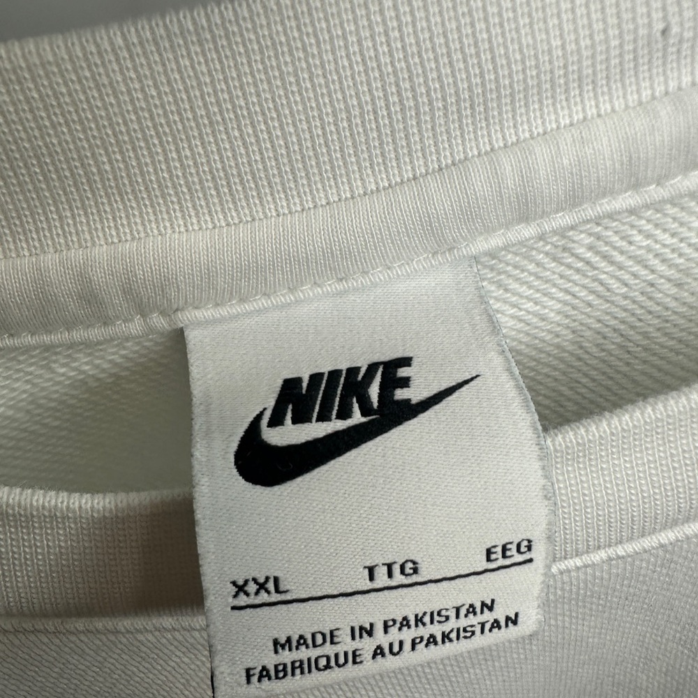 Nike Men's White Crewneck Multicolor Swoosh Embroidered Logos XXL Sweatshirt - Picture 4 of 10